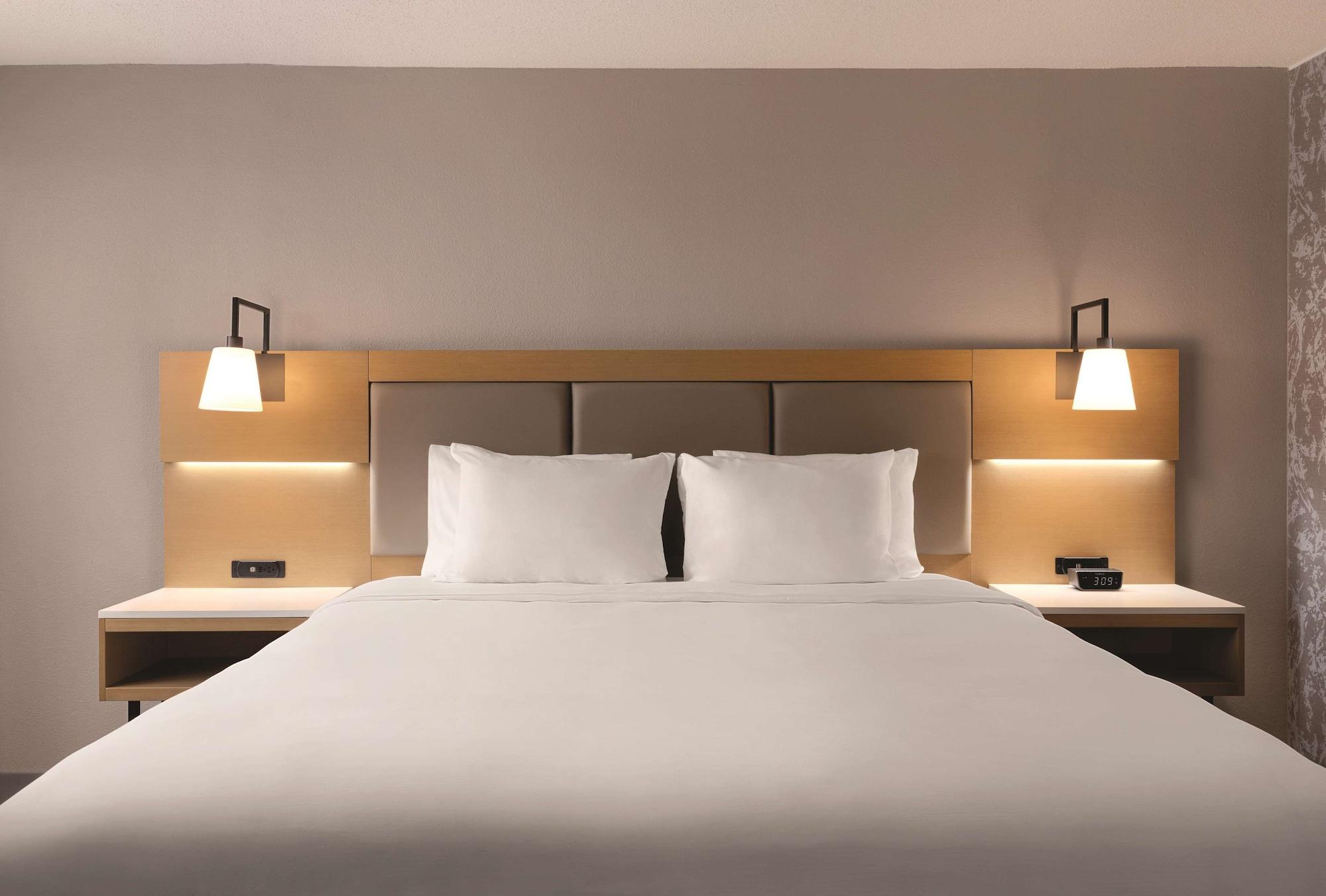 Holiday Inn Philadelphia Arpt-Stadium Area By Ihg Exterior foto